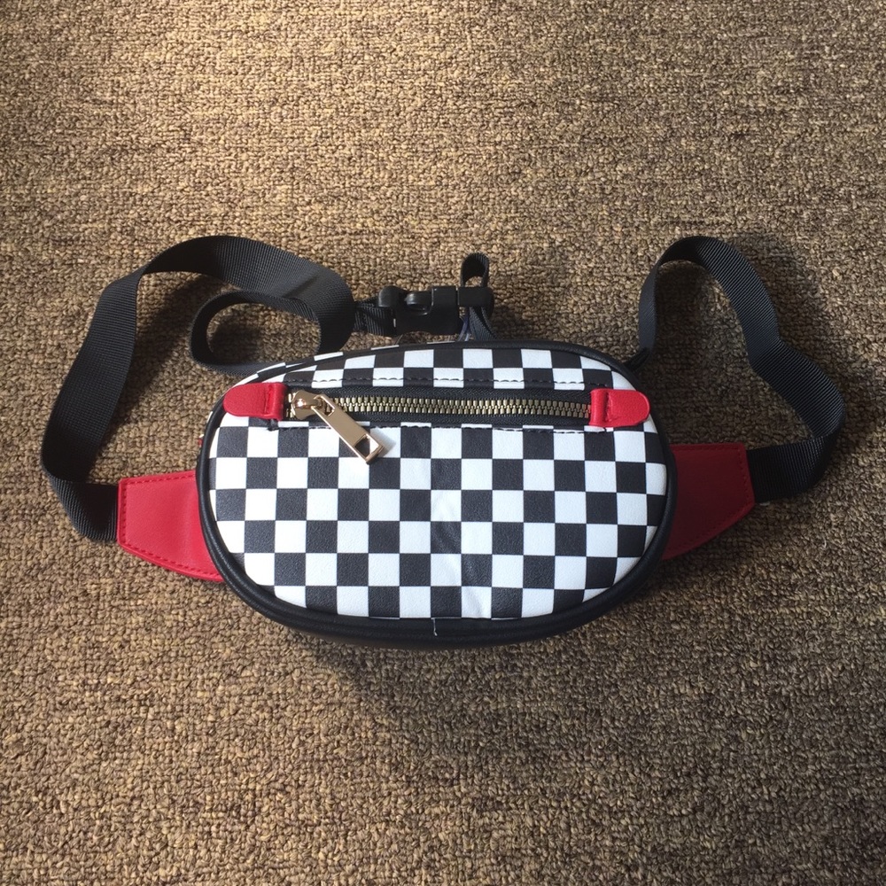 Check up on it fanny pack